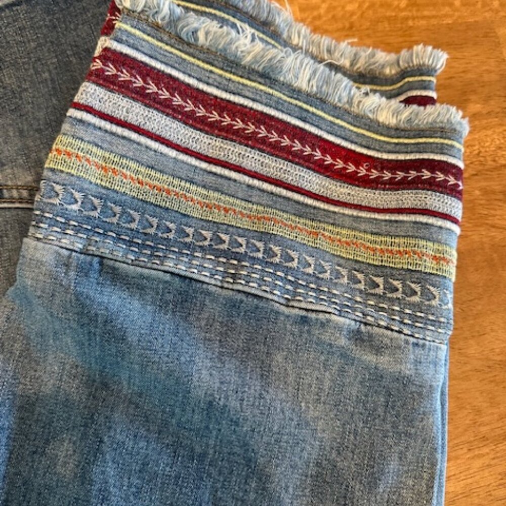 Capri Jeans